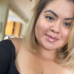 Meet your Posher, Janeth